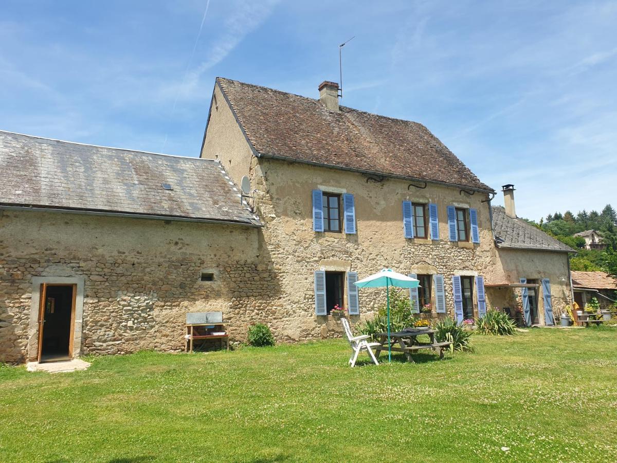 De Oude Pastorie Bed & Breakfast La Celle-En-Morvan Dış mekan fotoğraf
