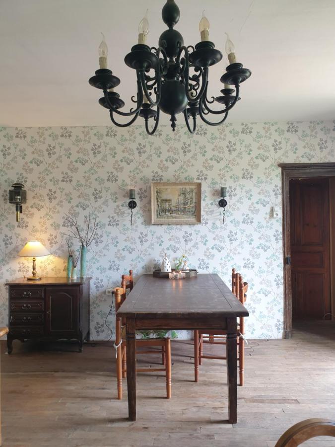De Oude Pastorie Bed & Breakfast La Celle-En-Morvan Dış mekan fotoğraf