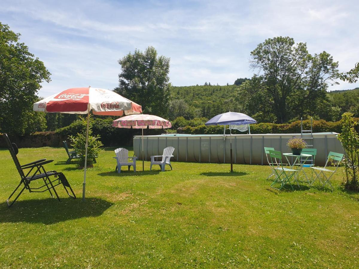 De Oude Pastorie Bed & Breakfast La Celle-En-Morvan Dış mekan fotoğraf