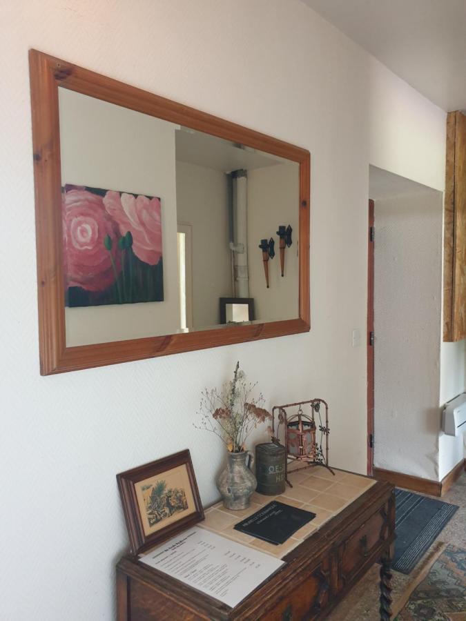 De Oude Pastorie Bed & Breakfast La Celle-En-Morvan Dış mekan fotoğraf
