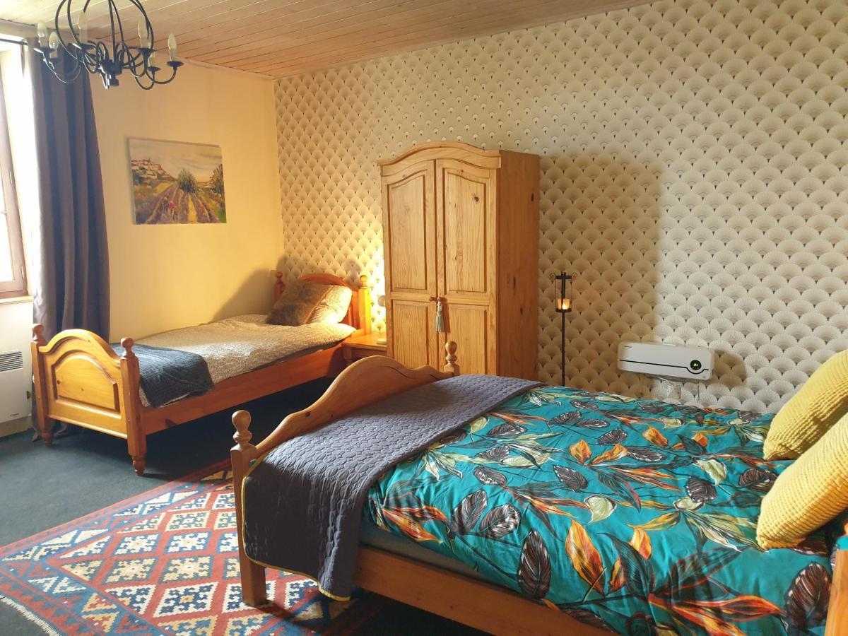 De Oude Pastorie Bed & Breakfast La Celle-En-Morvan Dış mekan fotoğraf